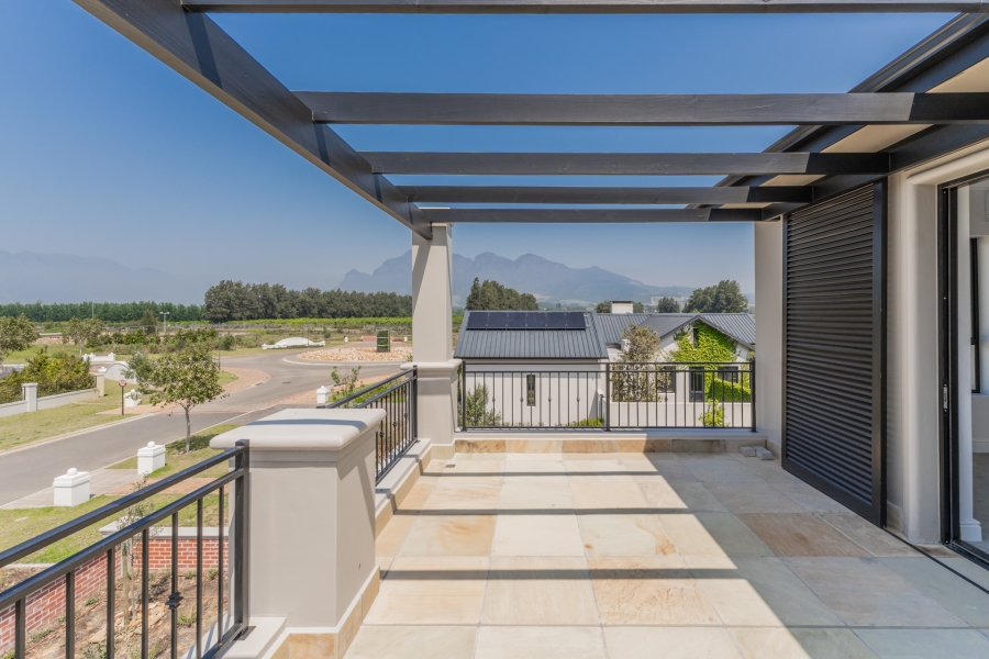 5 Bedroom Property for Sale in La Vue Western Cape